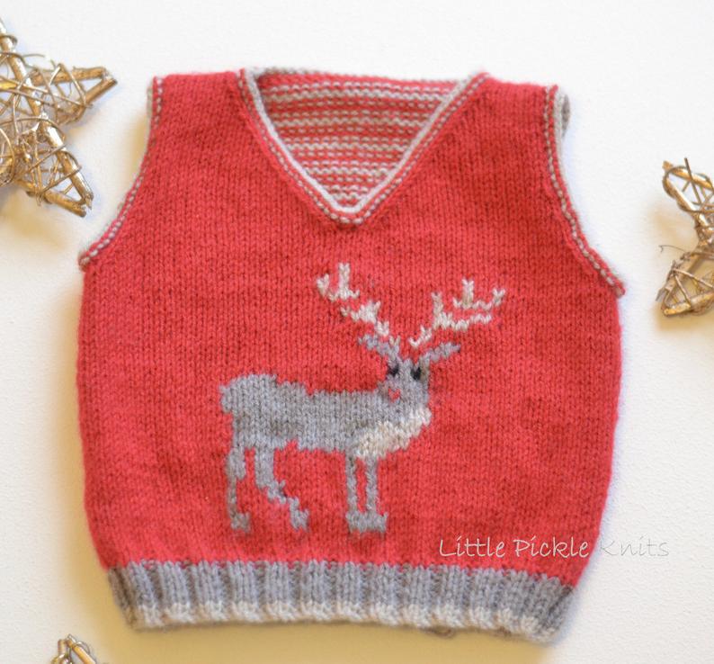 Get the knit pattern from Linda Whaley of Little Pickle Knits #knitting #handmade