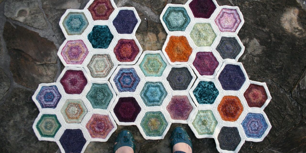 This Knit Hexagon Flower Afghan Is Everything and Proves That Knitting Rules!
