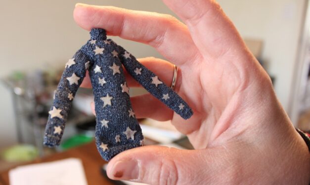 Althea Crome’s Amazing Micro Knitting – She Gets Seventy Stitches To The Inch!
