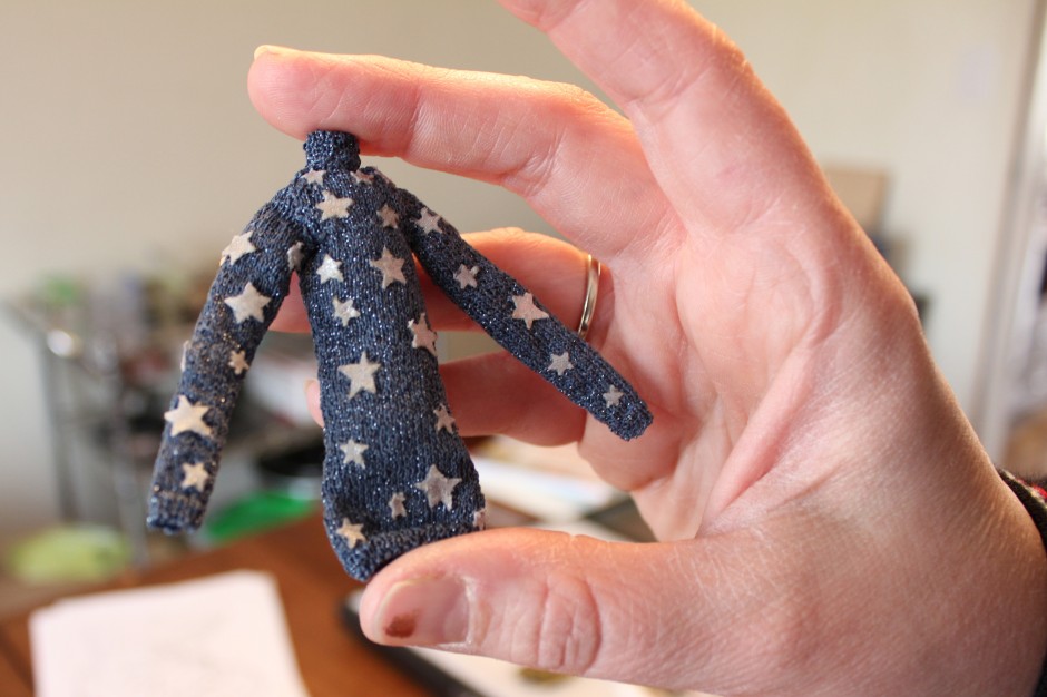 Althea Crome’s Amazing Micro Knitting – She Gets Seventy Stitches To The Inch!