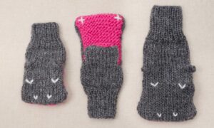 Get the pattern, designed by knitknit #knitting