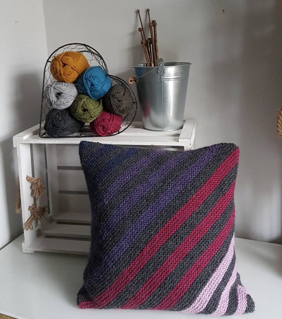 Knit a Simple Striped Garter Stitch Cushion Cover
