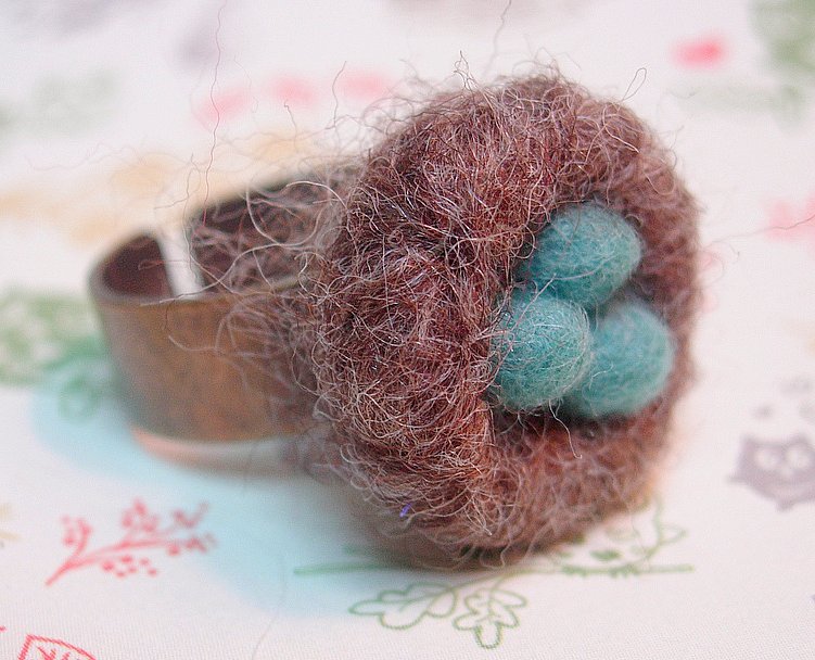She Felted a Wee Robin's Nest Ring - So Cute!