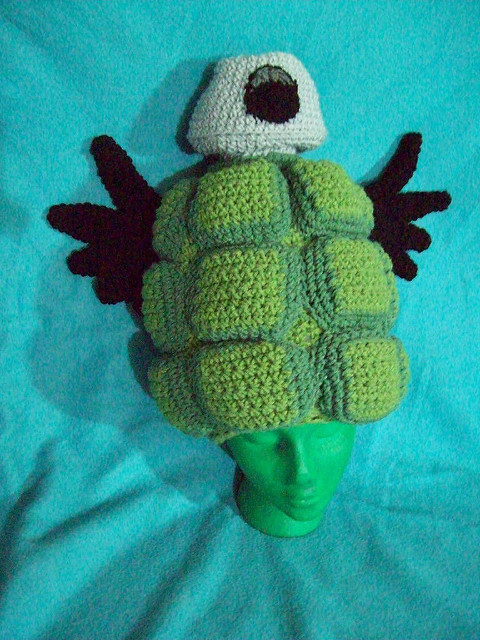 It's a Crazy Grenade Hat - Creative Crochet!