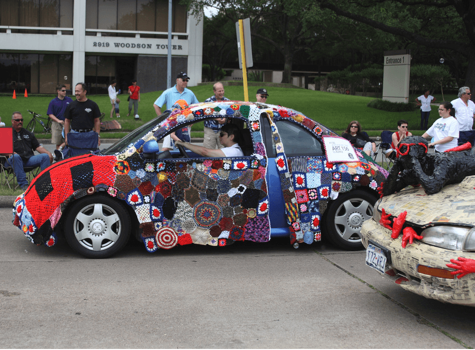 Beetle Cozy - Yarn Bombed Car Spotted At The Houston Art Car Parade