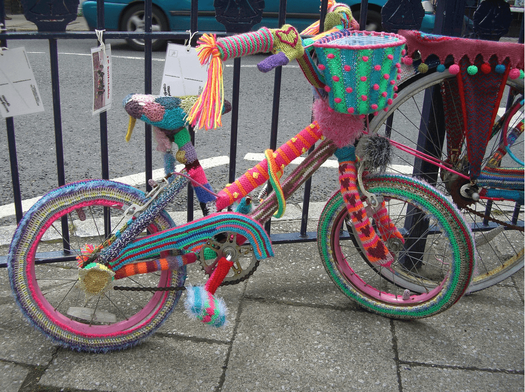 Knit & Crocheted Bikes Spotted At Whitstable Biennale - Great Yarn Bombs!