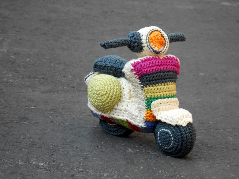 Vespa Vibes: A Pattern for Knitters AND Crocheters