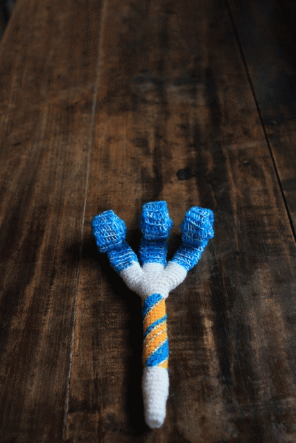 Unusual Crochet: Check Out 203gow’s Amazing Crochet Party Whistle - Animated Too!