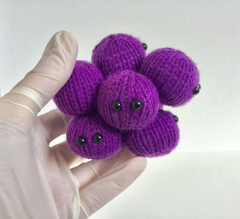 Get the knit pattern designed by Dawn Finney aka ButterflyLove1 #knitting