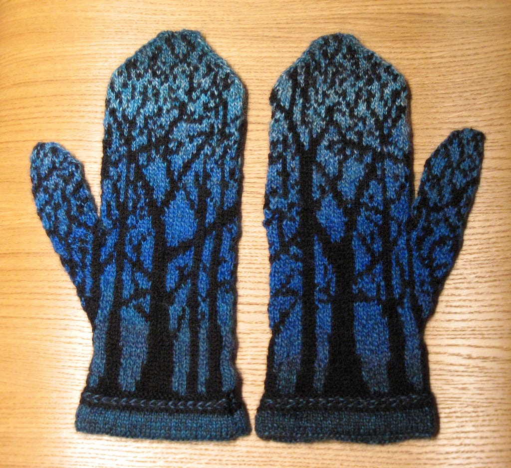 Beautiful Knitted Tree Mittens