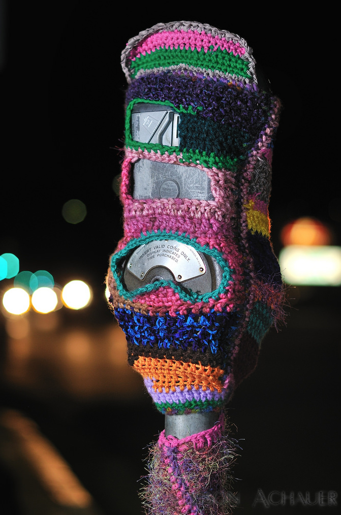 This Crochet Parking Meter Cosy ... It's Art!