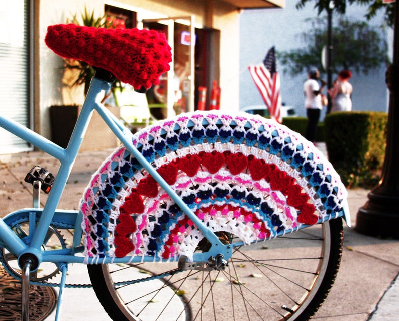 Cyclists, Check Out This Crochet Skirt Guard Designed by Ashley Nicole of Hustle and Hook – Get The Pattern!