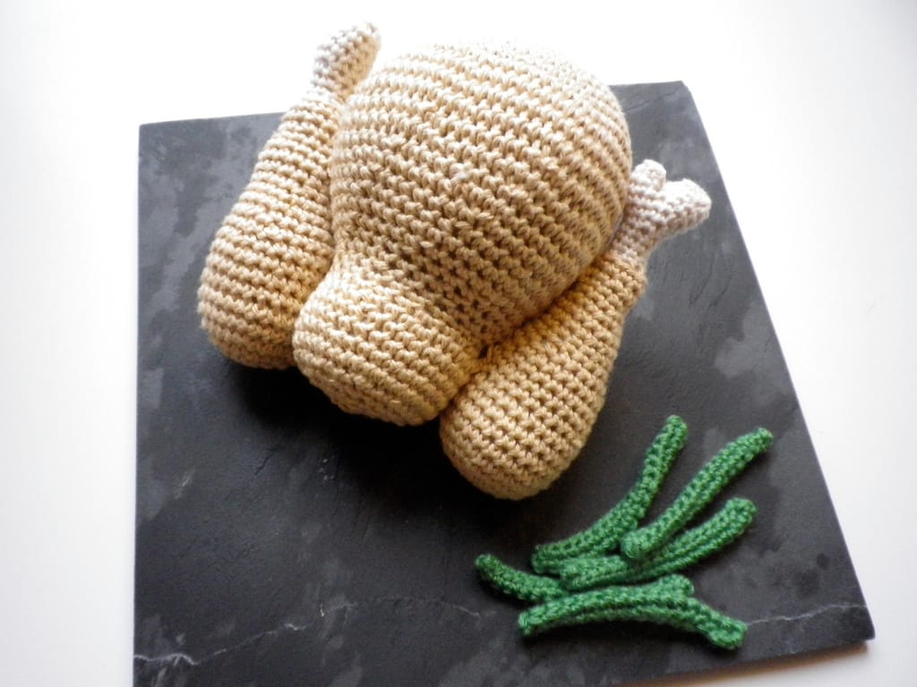 Teeny Roast Chicken A La Crochet - So Cute!