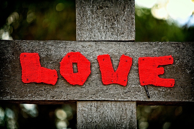 This Knitted 'LOVE' Sign is Perfection ...