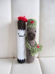 Monsieur Le Pouf and Senor Cubano - Crocheted Cigarette Amigurumi!