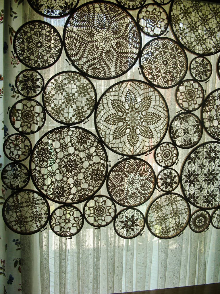Embroidery Hoop Crochet Curtain - Delicate and Gorgeous!