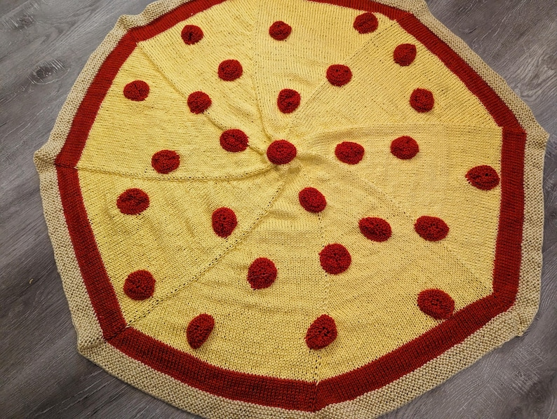 Crochet A No-Calorie Pizza Slice Or Even A Whole Pie - Genius!
