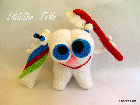 Crochet Tooth Amigurumi With Toothpaste Too!