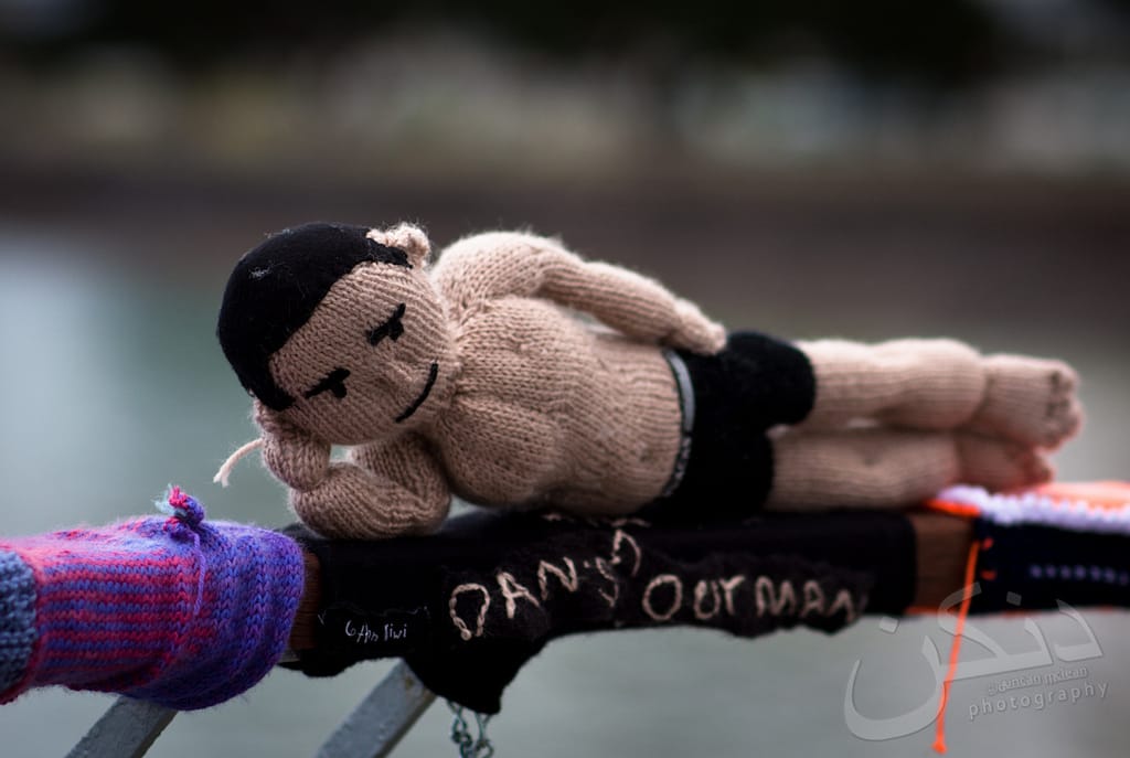 'Woolly-Walk-Along' - Fun Knit Installation Along Devonport Wharf