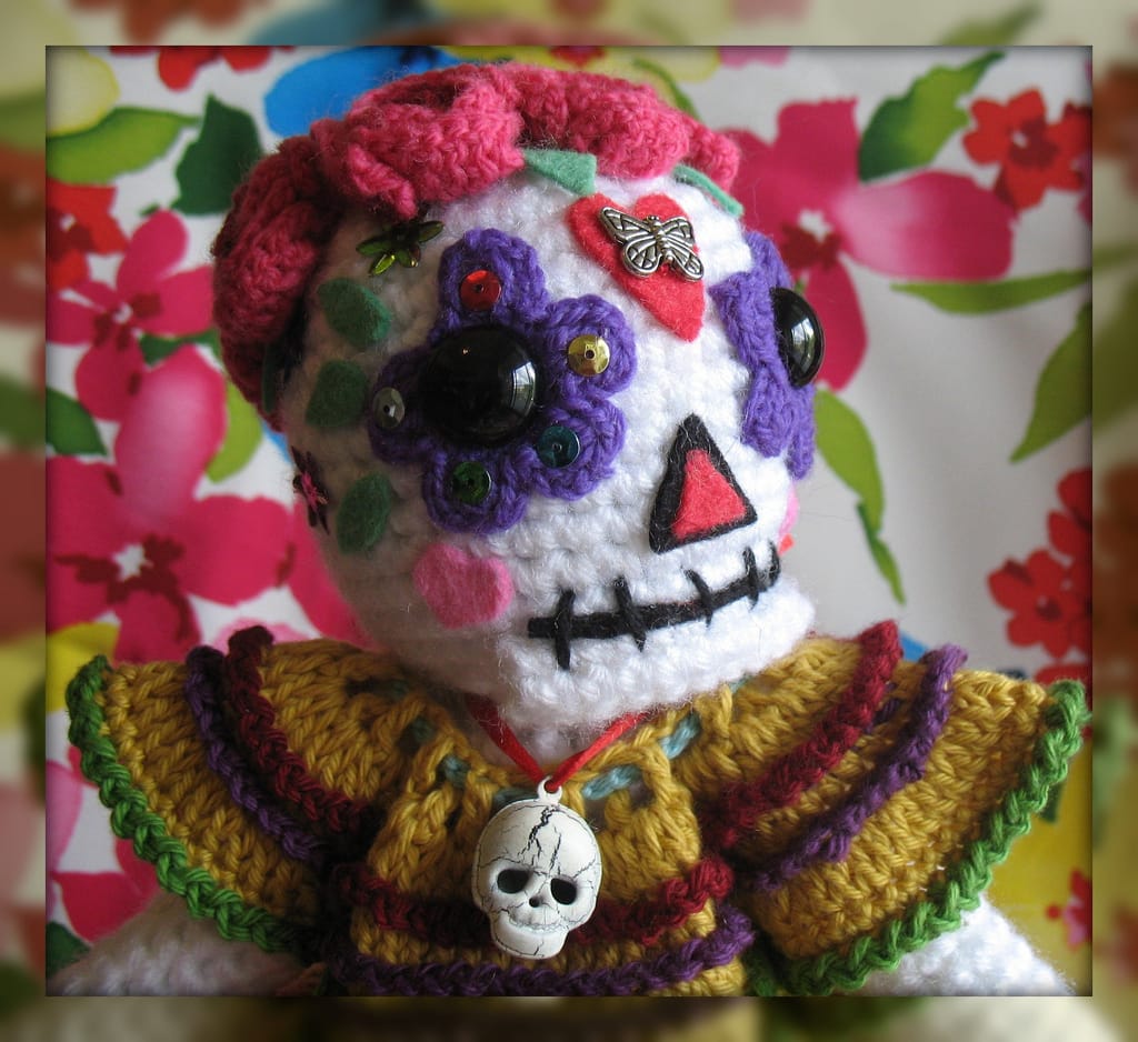 Bianca Sugar Skull Crocheted by Dutzie