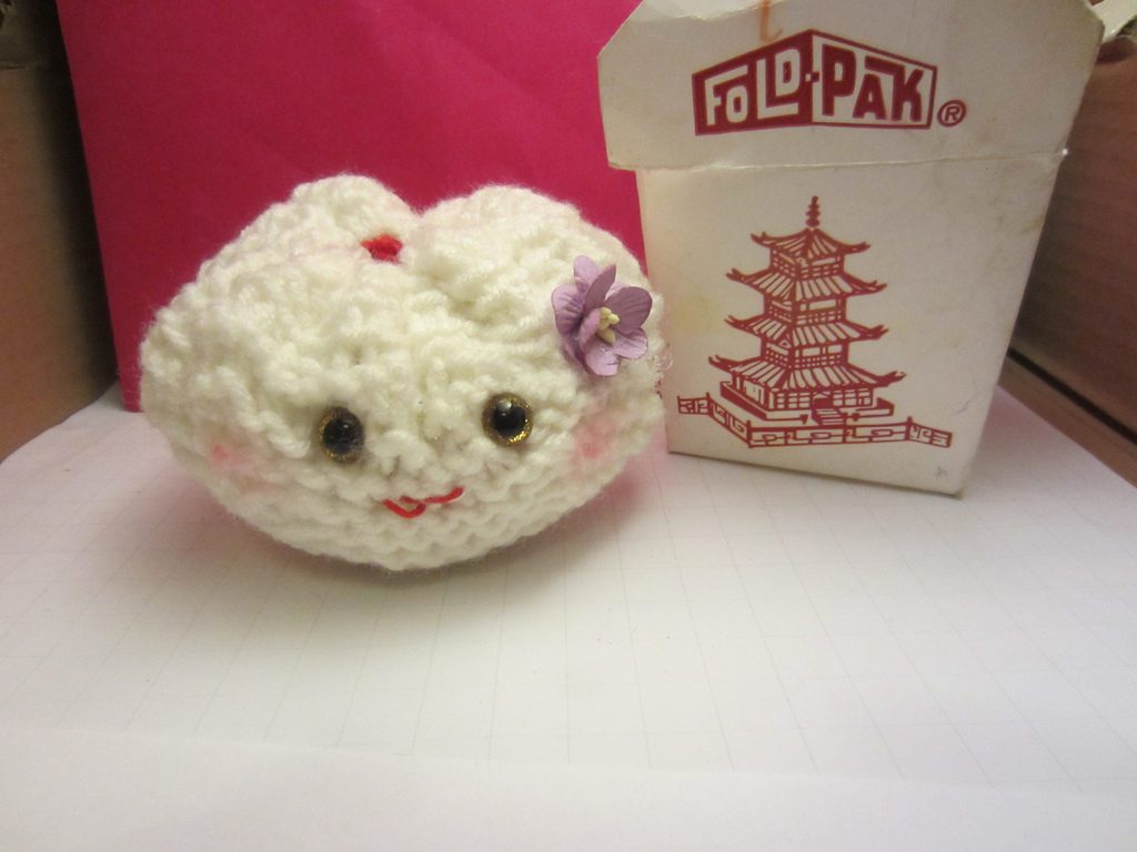 Look, a BBQ Steamed Bun Amigurumi - YUM!