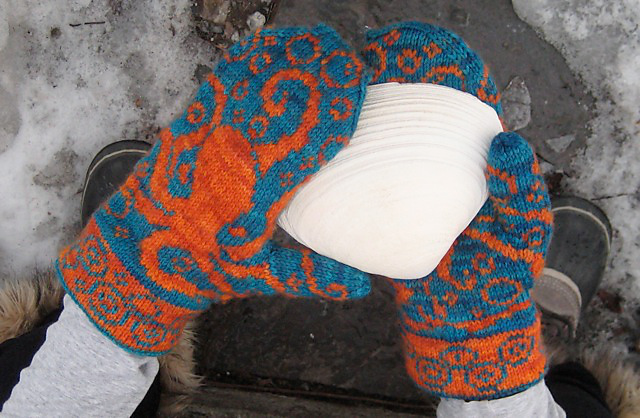 The Nicest Knit Octopus-Themed Mittens Ever. No, Really ...