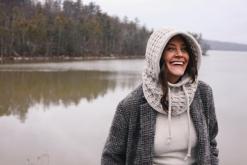 Cozy & Customizable: 4 Drawstring Cowl Patterns To Knit Or Crochet