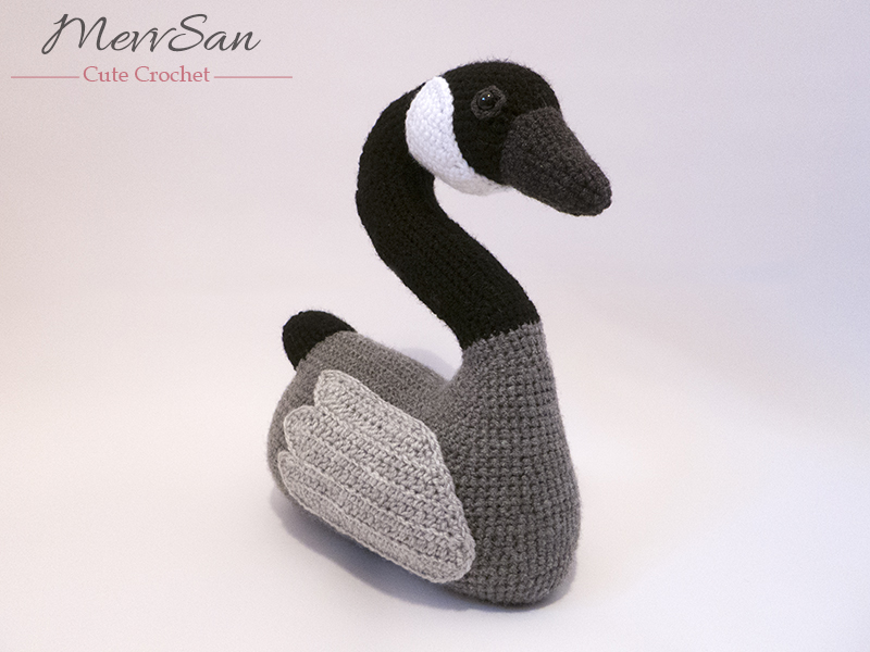 Get the crochet pattern designed by Mevv San #crochet #amigurumi