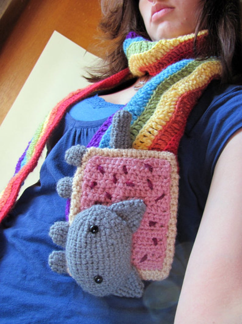 I Can Never Get Enough Of This Crochet Nyan Nyan Scarf! Get The Crochet Pattern!