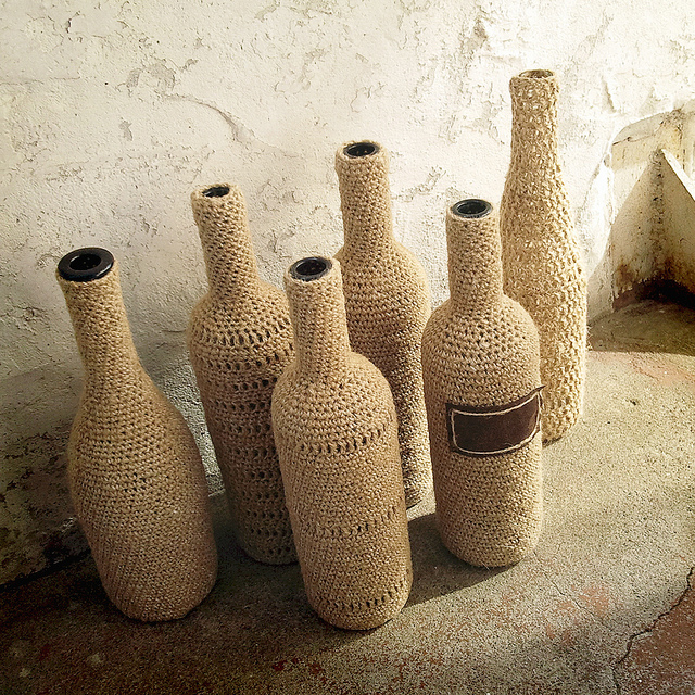 Gorgeous Crochet Wine Bottles - Home Style At It's Finest