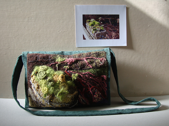 Post-Top Garden Bag - Knit & Crochet At Its Most Creative!