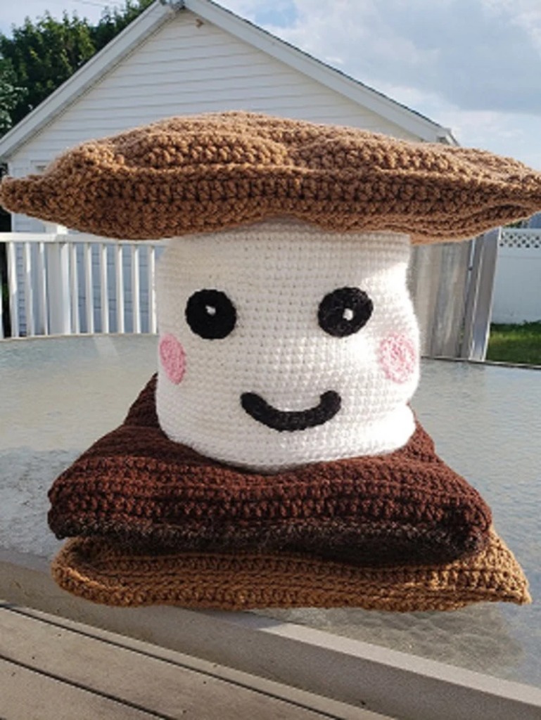 Crochet A S'Mores Pillow - Get the Pattern!