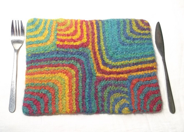 Fun & Funky Felted Placemats - get the pattern!
