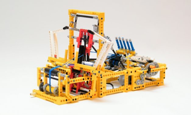 Make a Working Mechanical Loom Made with Lego!