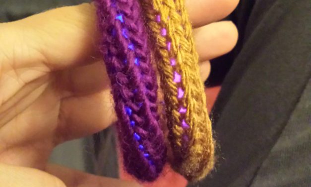 How To Knit A Glow Stick Bracelet!