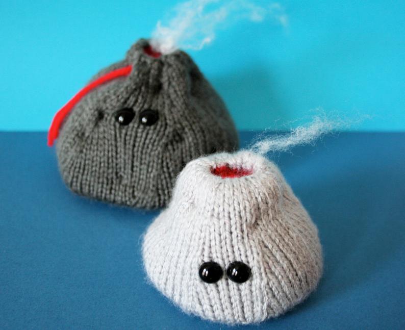 Get the knit pattern designed by Dawn Finney aka ButterflyLove1 #knitting