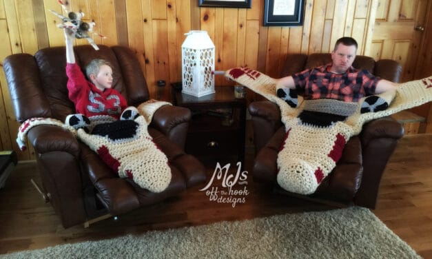 The Most Legendary Star Wars X-Wing Starfighter Crochet Blanket Ever … Get the Pattern!
