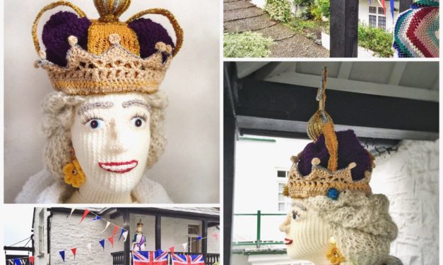 All Hail the Queen of Purl – Ellie Jarvis Knit This Marvelous Life Size Queen Elizabeth II!