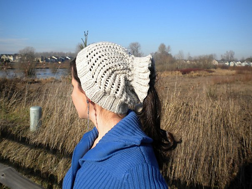 13 Unique Ponytail Hat Patterns - These Knit & Crochet Messy Bun Beanies Really Stand Out!