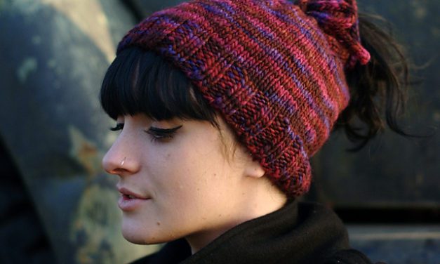 Everyone’s Going Crazy for Knit and Crochet Ponytail Hats (aka the Messy Bun Beanie) – FREE Patterns