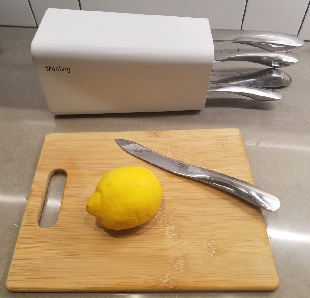 Montaig's Stylish Kitchen Knife Set
