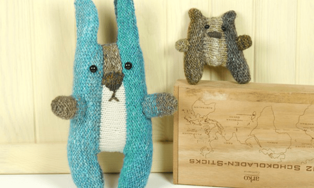 Meet Horst the Rabbit, a Precious German-Style Stuffed Animal Who Knits Up FAST!