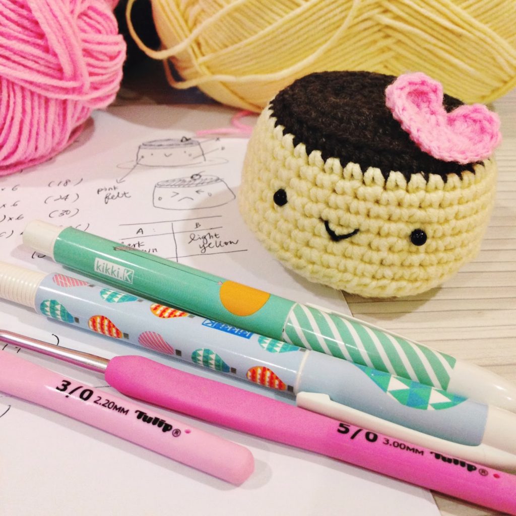 Hey, It's Chocolate Pudding Day! Crochet an Amigurumi to Celebrate ... FREE Tutorial!