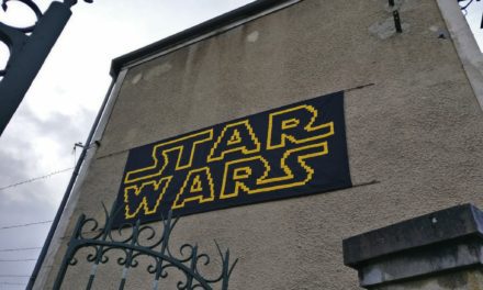 Star Wars Yarn Bomb Spotted in Gallius, France
