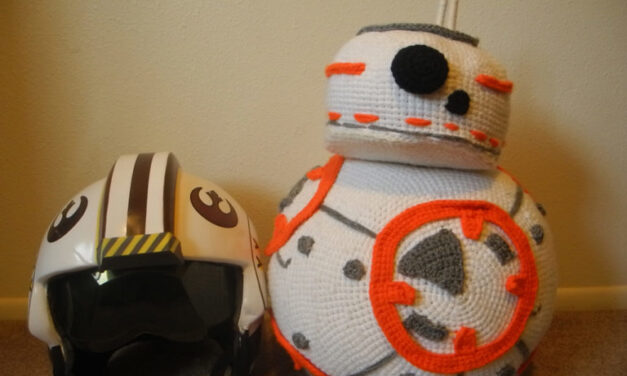 18-Year-Old Ellie McPhee Crocheted a BB8 and the Folks at Star Wars Definitely Noticed!