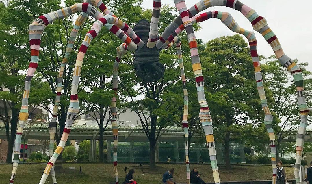 Louise Bourgeois’ Maman Sculpture Gets Yarn Bombed By Magda Sayeg