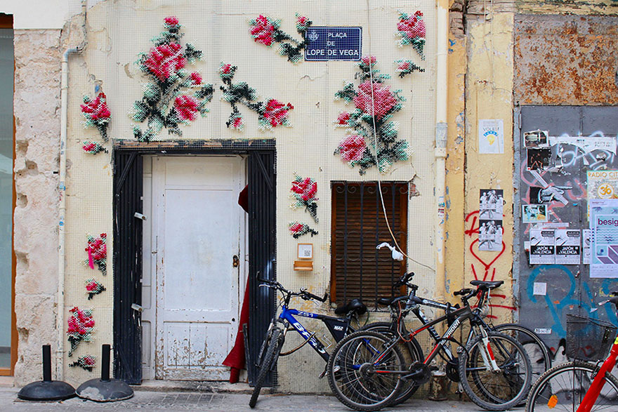 Have You Seen Raquel Rodrigo's Fabulous Floral Cross-Stitch Street Art?