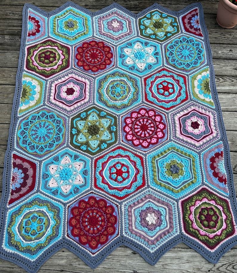 patterns designed by Julie Yaeger #crochet