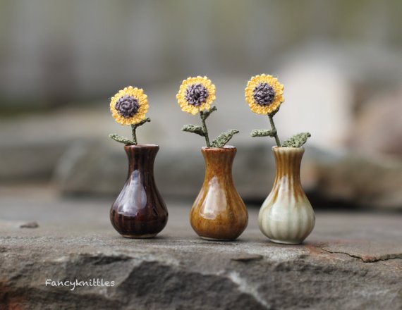 These Teeny-Tiny Miniature Crochet Sunflowers Are Adorable ... But Wait, There's More!