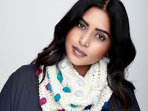 Bobbles Are Fun And So Is This Crochet Bobble Pop Cowl!